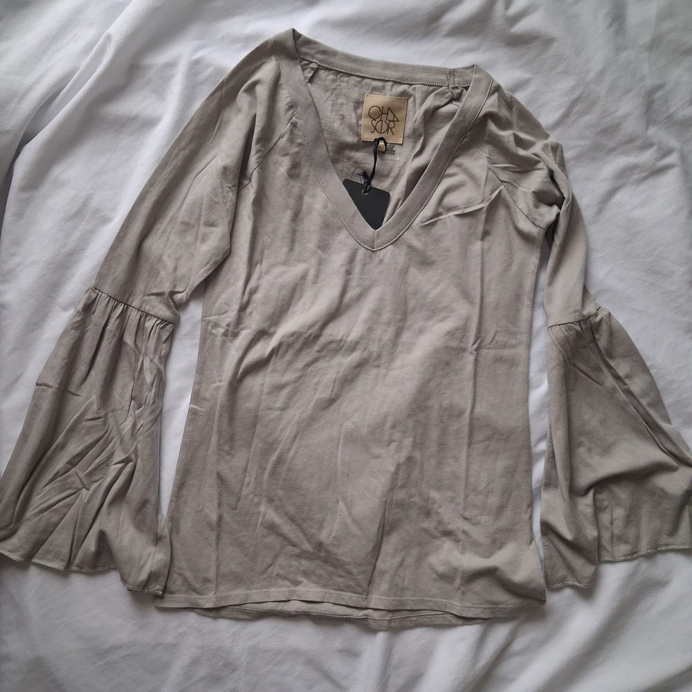 Women's V-Neck Bell Sleeve Top - Gray
